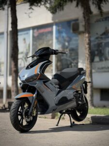 HAMACHI 8M CHARGER 2025