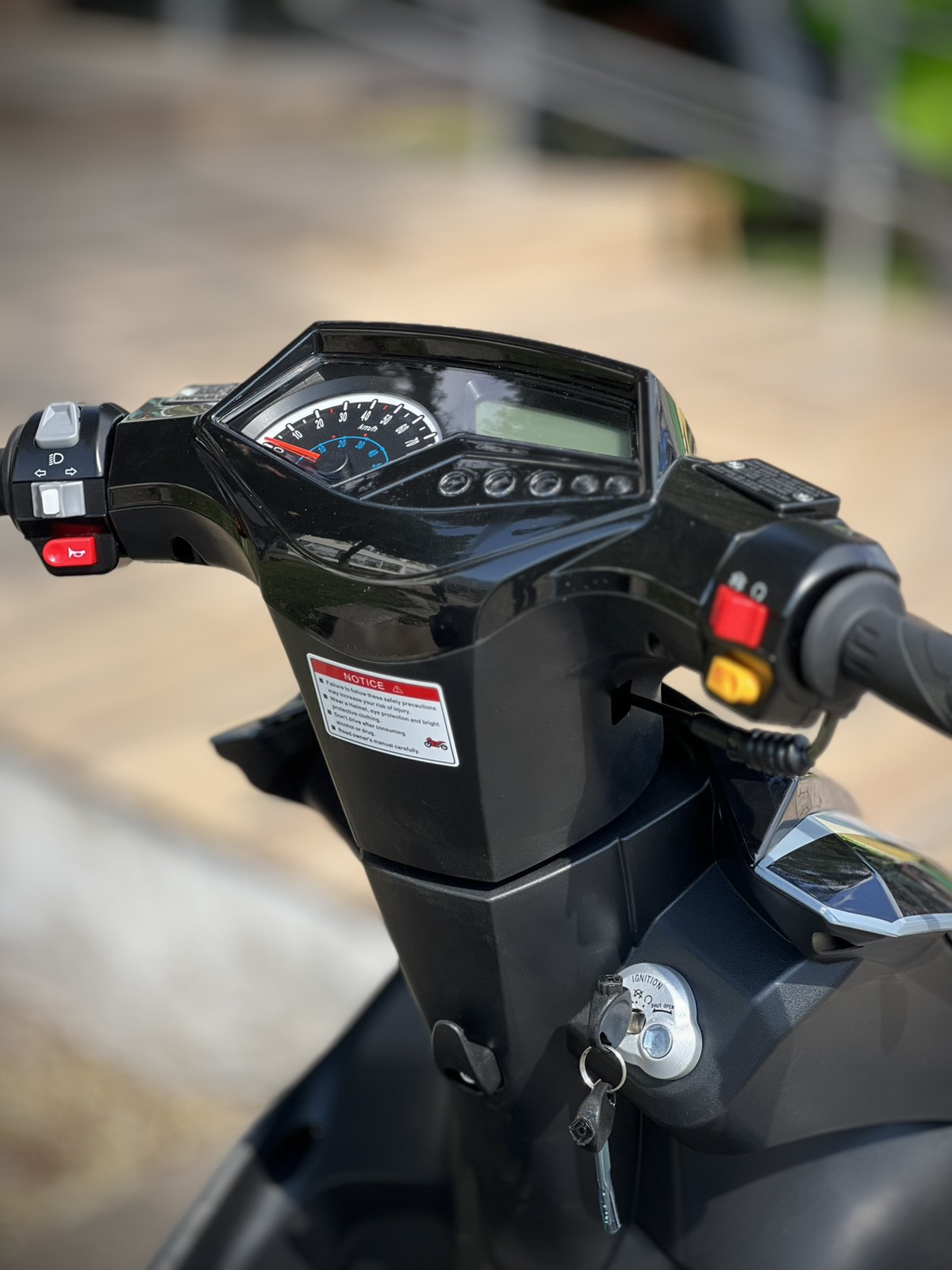 HAMACHI 8M CHARGER 2025