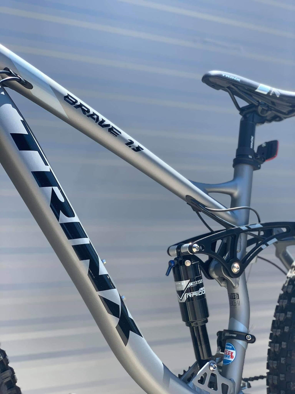 TRINX BRAVE 1.5