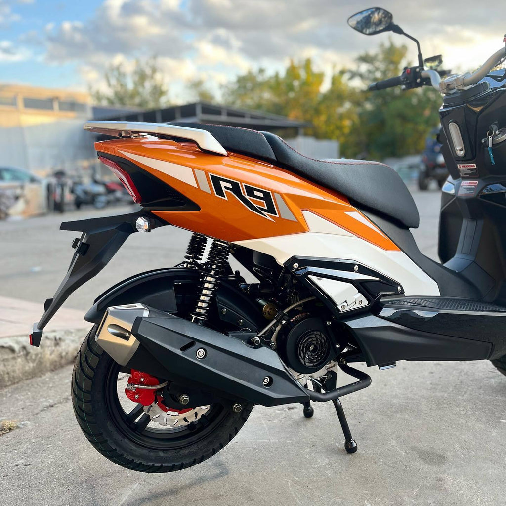 HMC R9