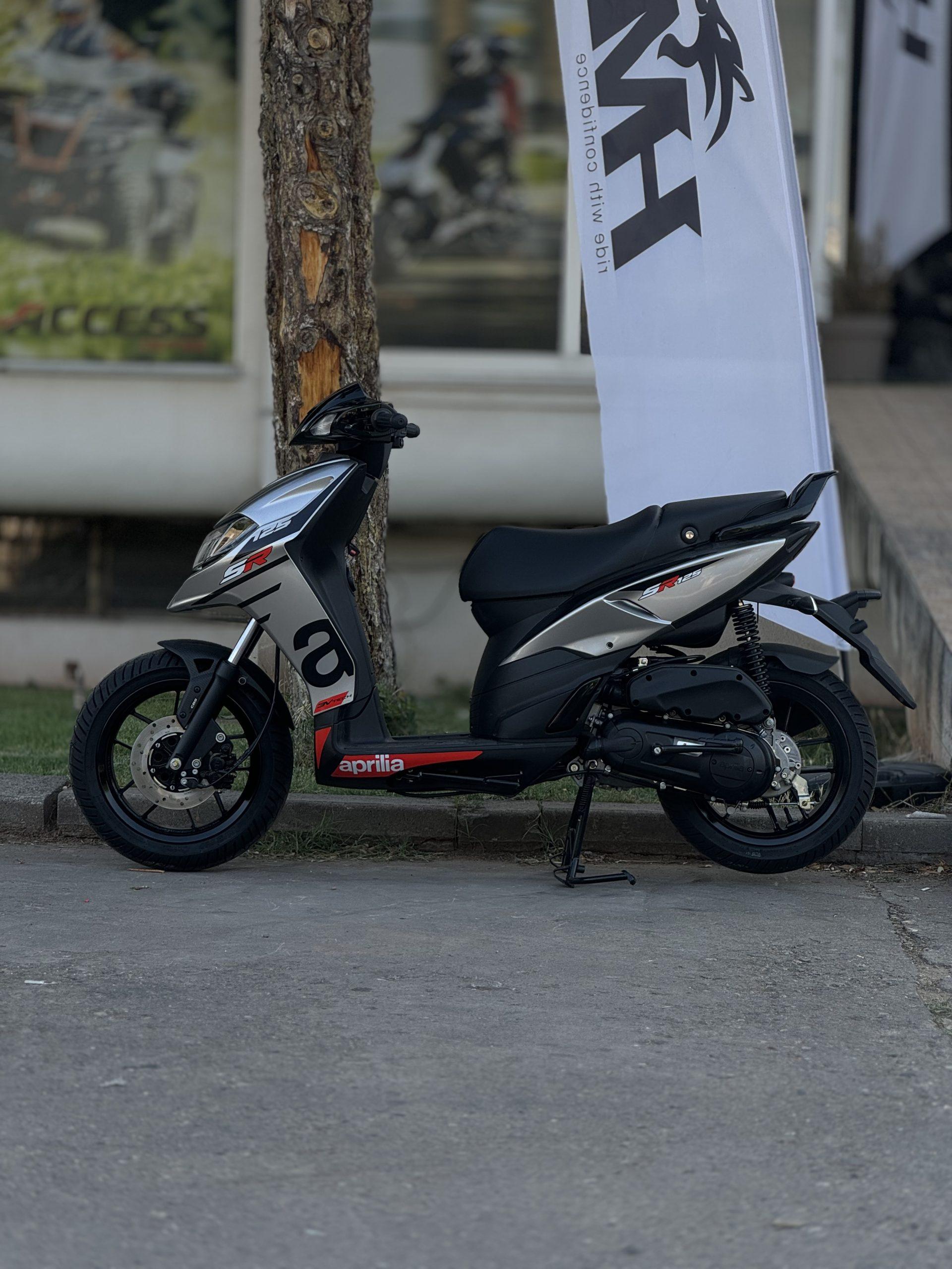 APRILLIA 125 SR