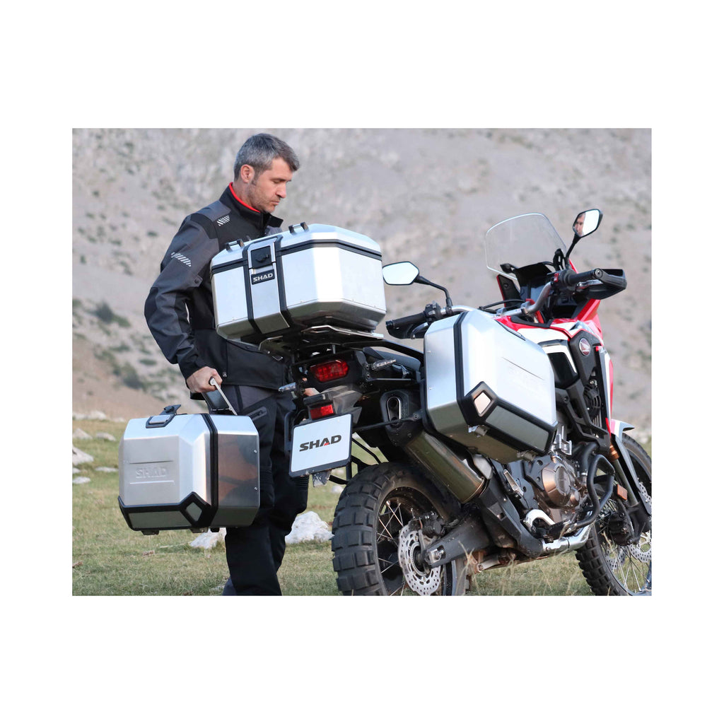 SHAD Terra TR48 алуминиумски топ куфер (D0TR48100)