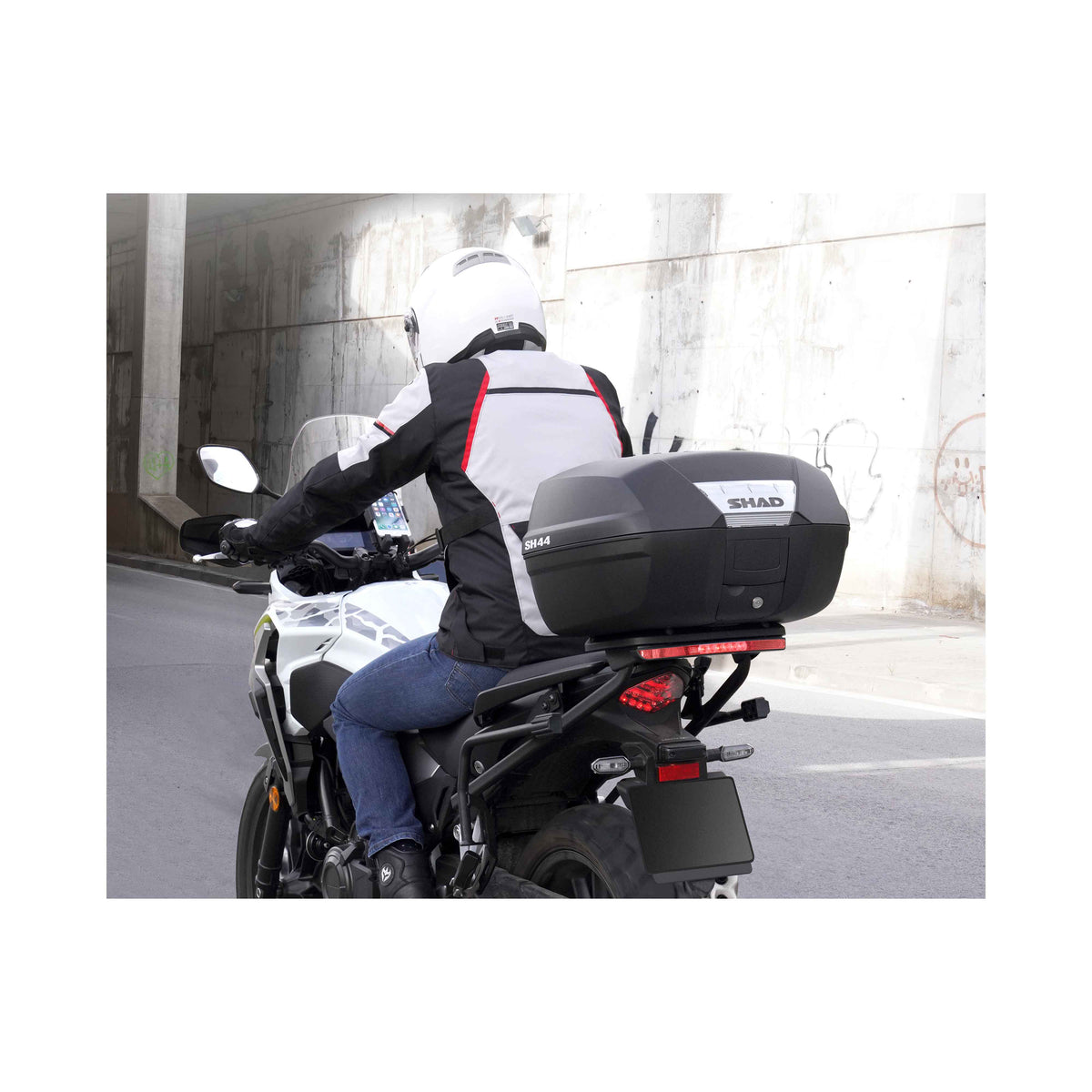 SHAD SH44 топ куфер, црн (D0B44100)