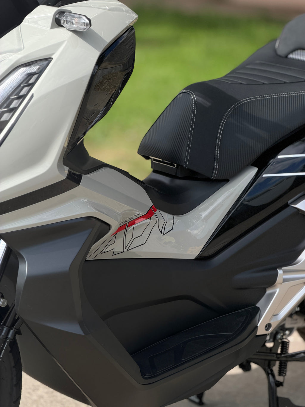 СКУТЕР HMC ADV 200