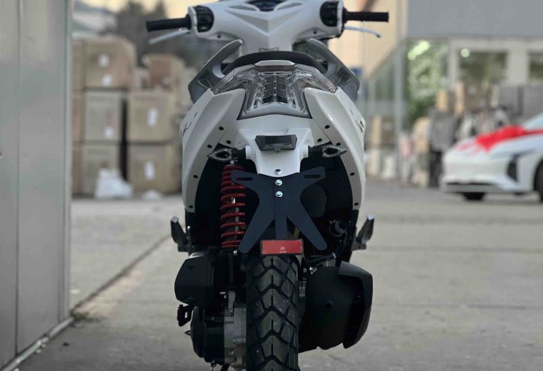 HAMACHI DRAGON A9 – 4T