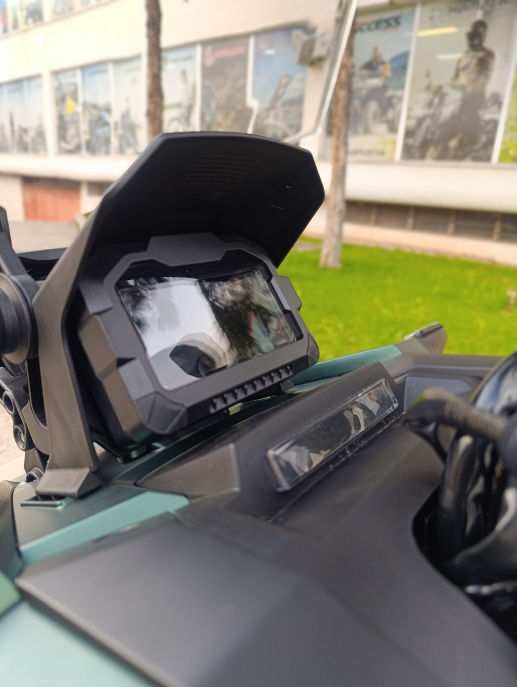HMC ADV 150 – 2025