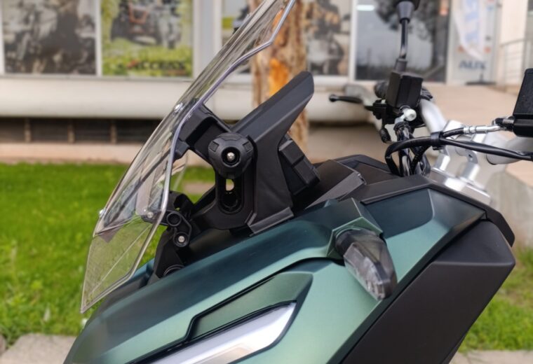 HMC ADV 150 – 2025