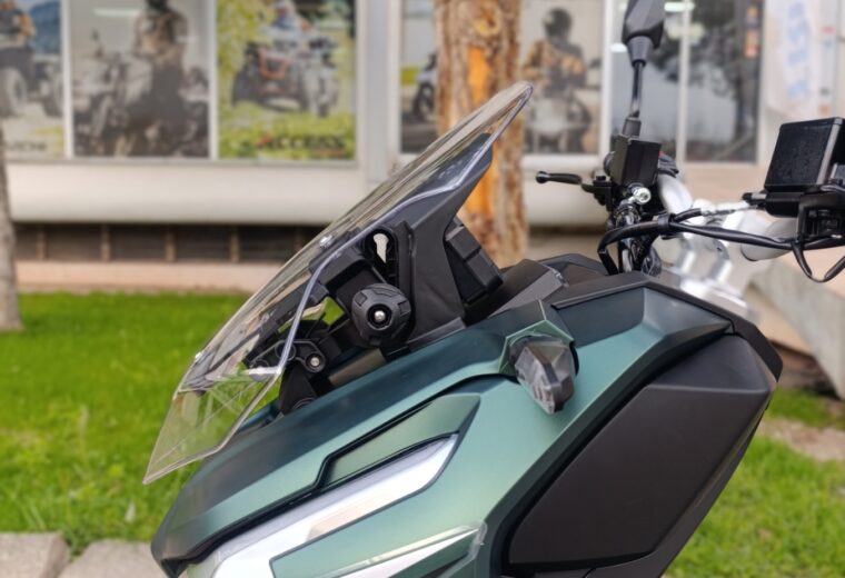HMC ADV 150 – 2025