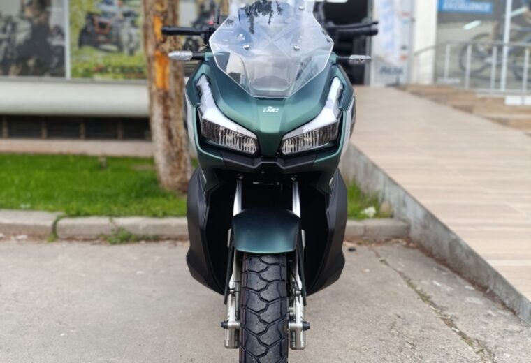 HMC ADV 150 – 2025