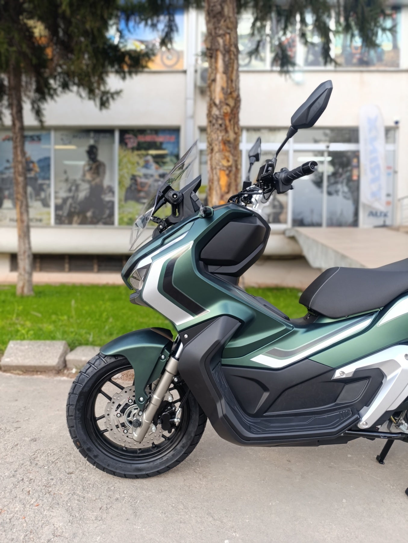 HMC ADV 150 – 2025