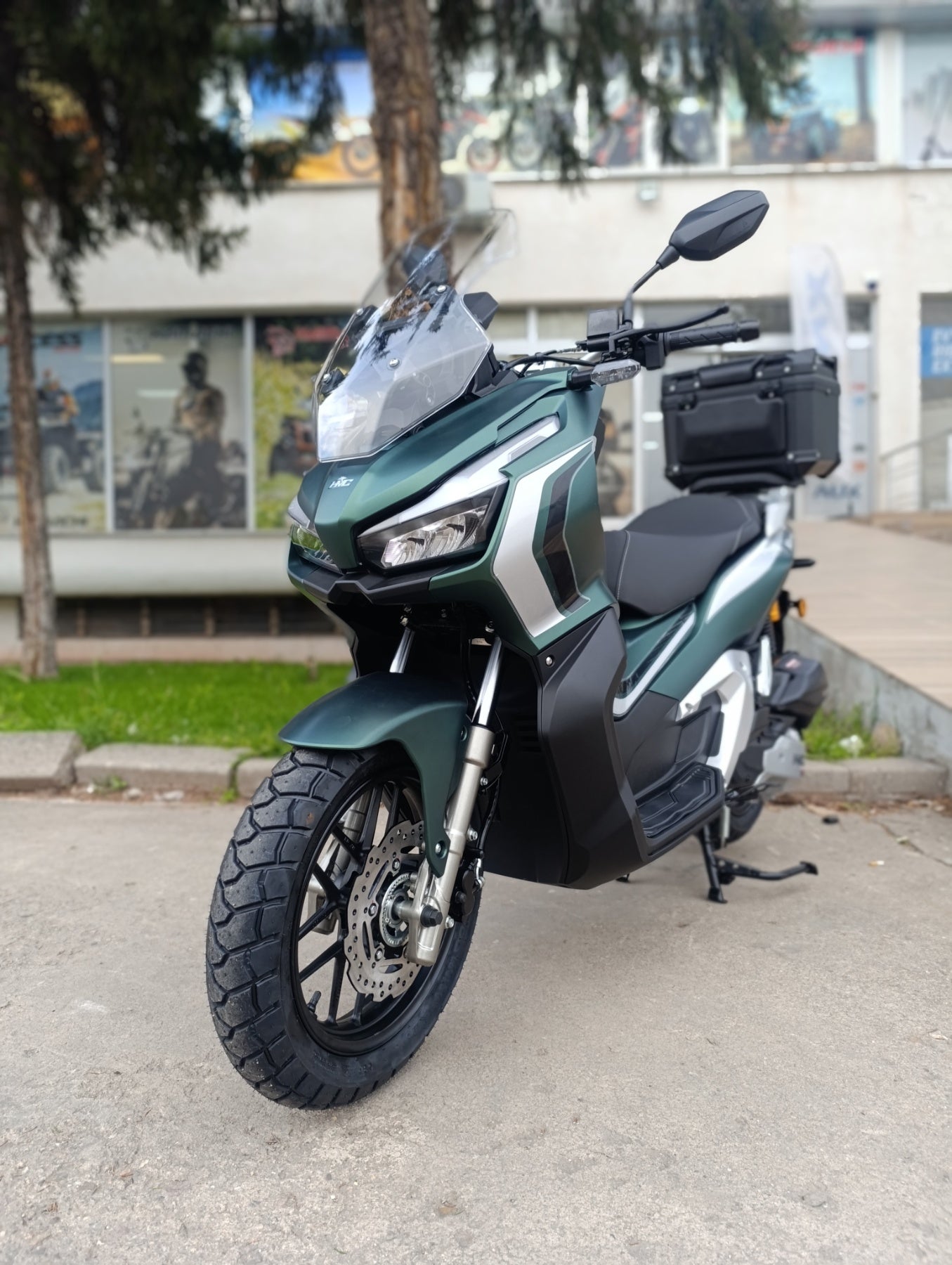 HMC ADV 150 – 2025